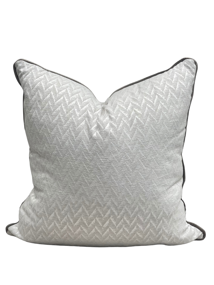 Flitton Ivory Piped Cushion